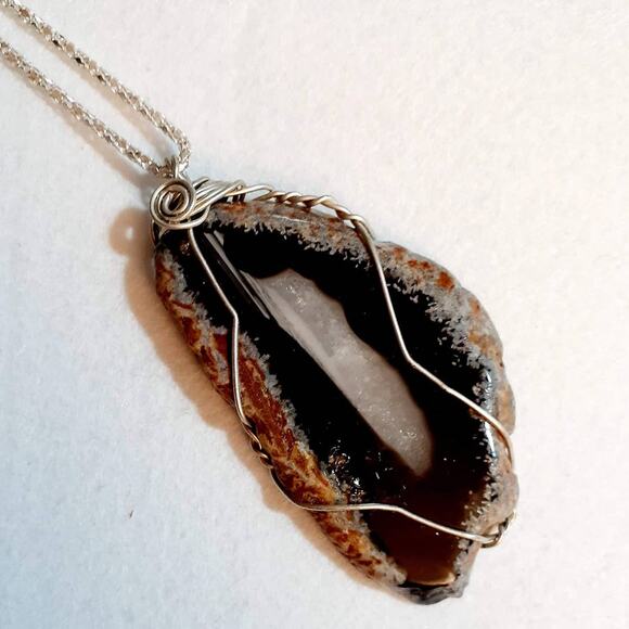 Wire Wrap Black/Grey Agate Slice Pendant Necklace - Picture 2 of 5